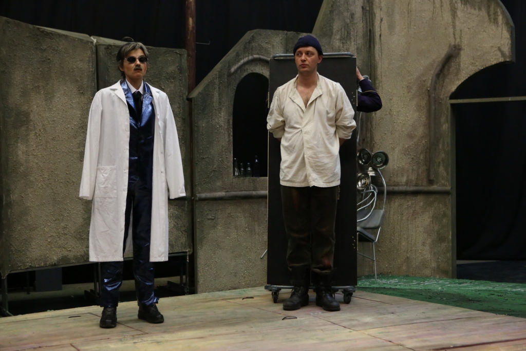 A murit Tarelkin! 11