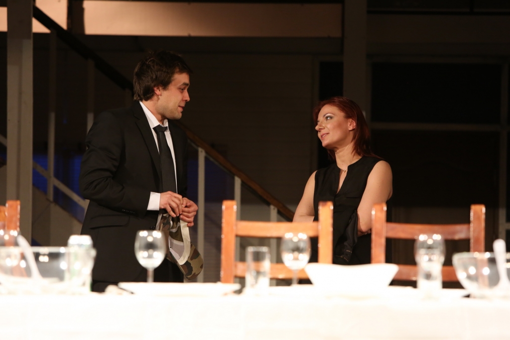 Acasă, în miezul verii 13