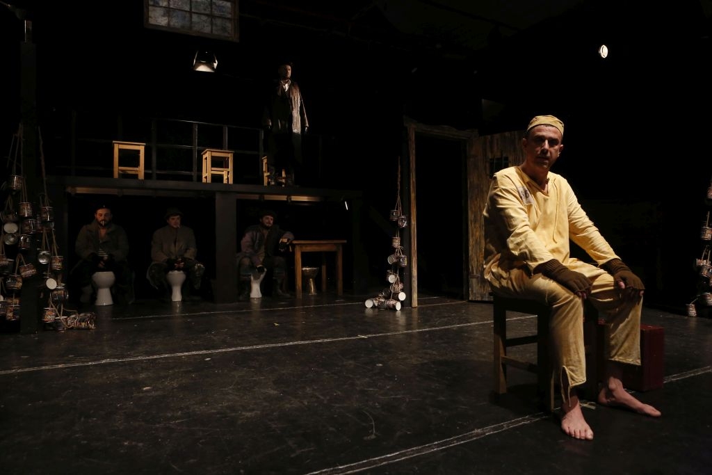 Invitație la eșafod 2