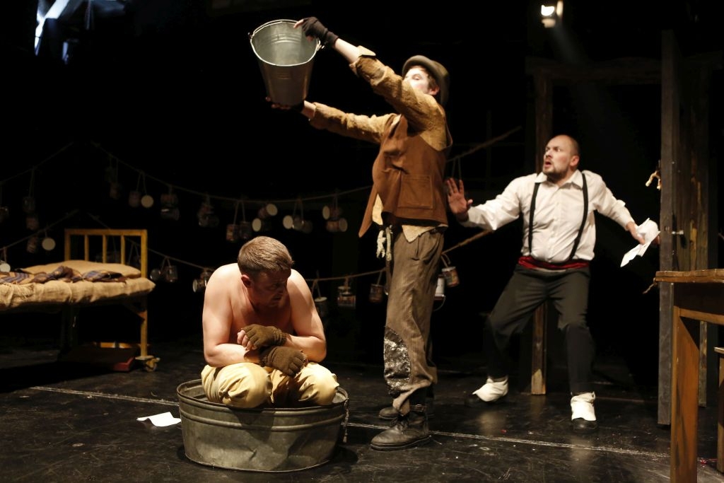 Invitație la eșafod 9