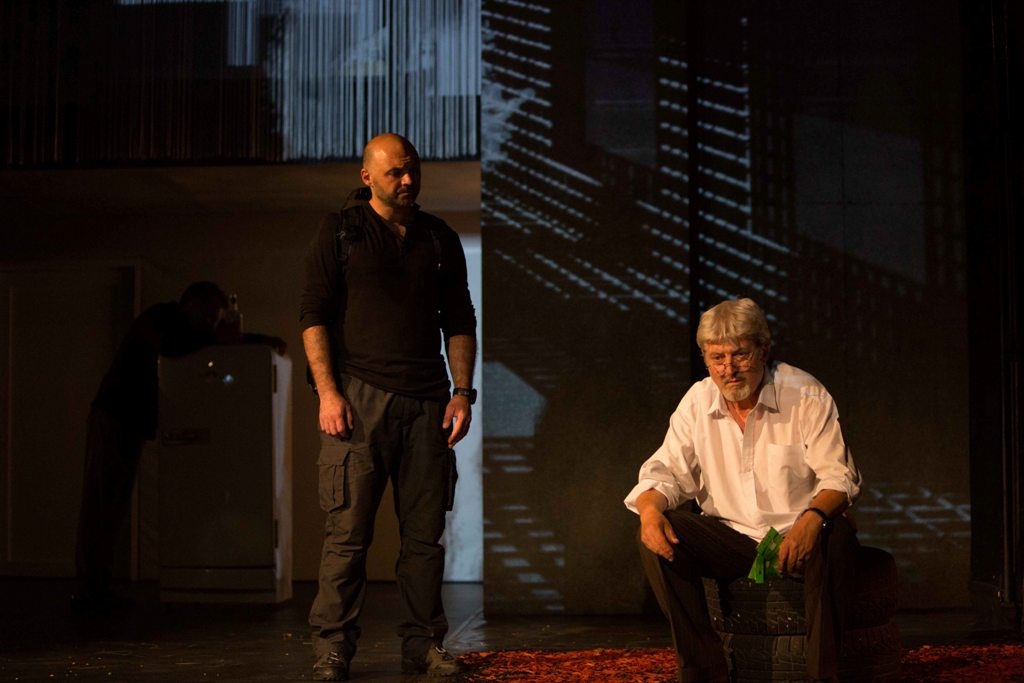 Moartea unui comis-voiajor 11