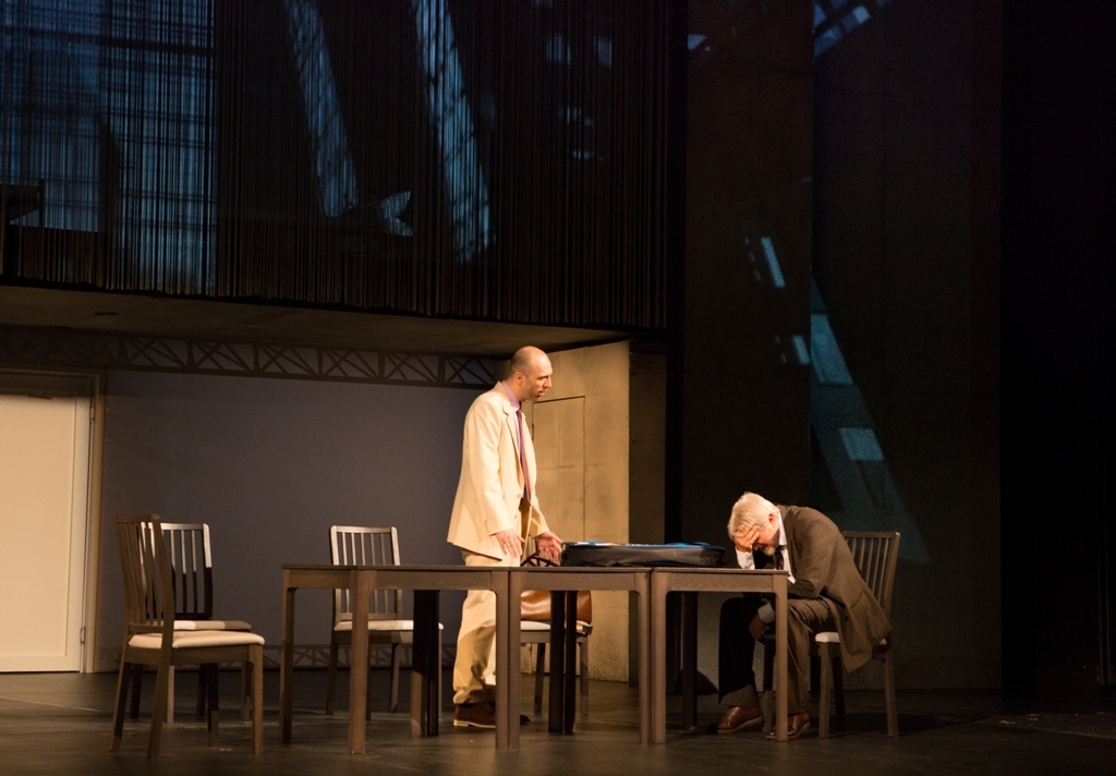 Moartea unui comis-voiajor 15