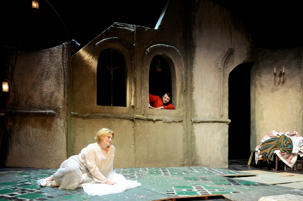 Trădări. Hamlet 14