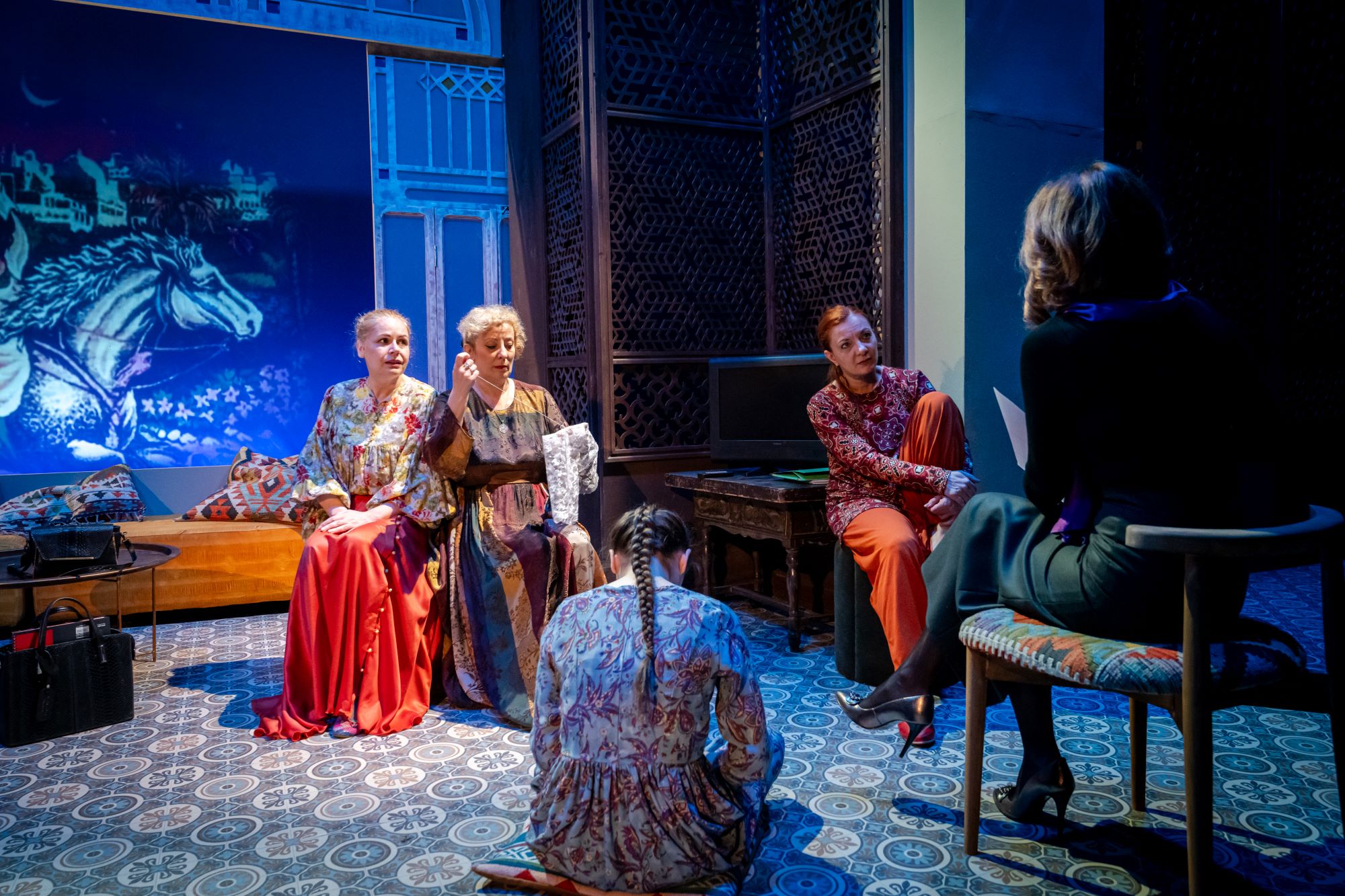 Adapostul Femeilor 049